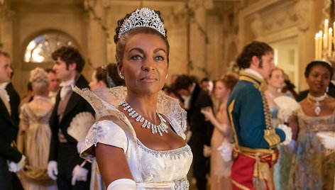 Adjoa Andoh seriale „Bridgerton“