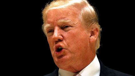 Donaldas Trumpas tikina, kad nėra rasistas