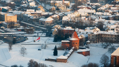 Kaunas ir jo apylinkės pro sraigtasparnio langą