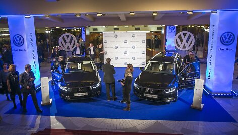 &bdquo;Volkswagen Passat&ldquo; pristatytas Lietuvos nacionaliniame operos ir baleto teatre