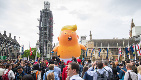 Jungtinėje Karalystėje per D.Trumpo vizitą vyksta masinės protesto akcijos