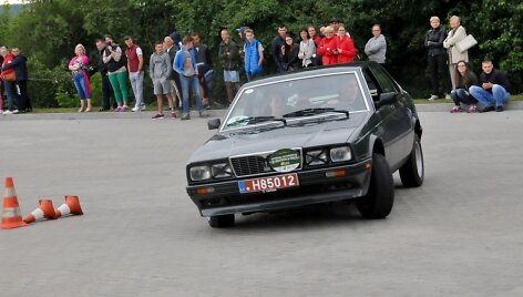 Istorinių automobilių ralis Jonavoje