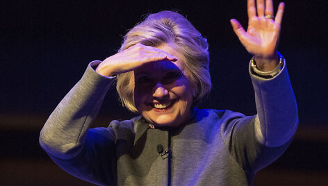 Hillary Clinton teigia, kad Rusija neketina liautis trukdyti Vakarų demokratijoms