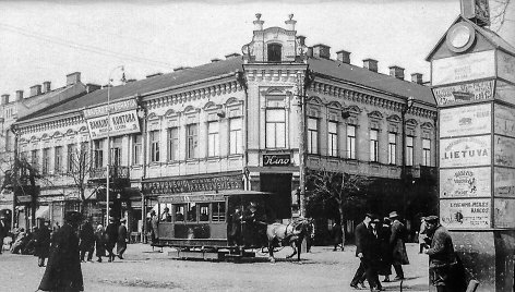 Laisvės alėjos ir Maironio gatvės kampas apie 1925-1926 m. Kaunas