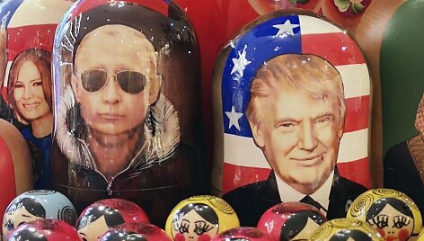 Matrio&scaron;kos su Vladimiro Putino ir Donaldo Trumpo atvaizdais