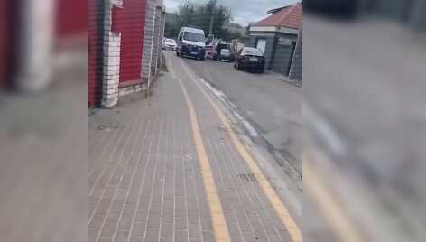 &Scaron;audynės netoli Kyjivo: vyras nu&scaron;ovė kelis žmones 