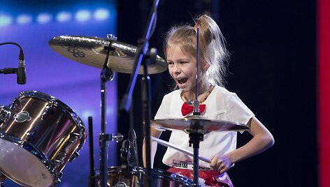 &bdquo;Lietuvos talentus&ldquo; pakerėjusi 9-erių būgnininkė Fausta