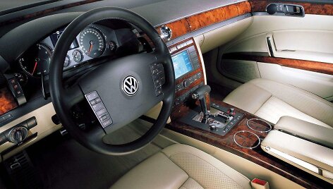 &bdquo;Volkswagen Phaeton&ldquo; (2002 m.)