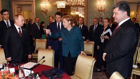 Vladimiras Putinas, Angela Merkel ir Petro Poro&scaron;enka