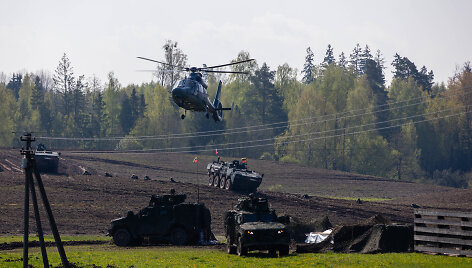 Prie Suvalkų koridoriaus bendros Lietuvos ir Lenkijos kariuomenės pratybos