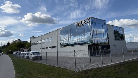Kaune įsikūrusi bendrovė &bdquo;Index &ldquo; projektuoja, gamina ir diegia &scaron;aldymo sistemas įvairiose pramonės &scaron;akose veikiančioms įmonėms 