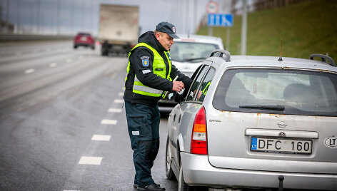 Kelių policijos dieninis reidas Vilniaus vakariniame aplinkkelyje