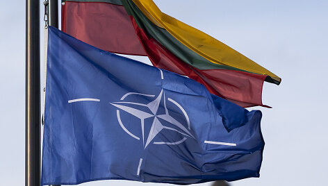 Luki&scaron;kių aik&scaron;tėje vyko Lietuvos įstojimo į NATO minėjimas