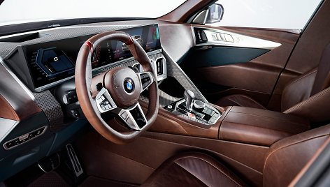 BMW visureigio XM koncepcija