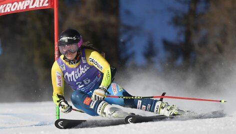 Lietuviai ruo&scaron;iasi kalnų slidinėjimo pirmenybėms Alpėse.