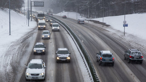 Ketvirtadienio eismo sąlygos Vilniuje