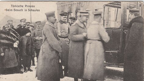 Kolekcininko P. Kaminsko atviruko &bdquo;Turkų princo apsilankymas &Scaron;iauliuose&ldquo; ir pa&scaron;to voko aversai.