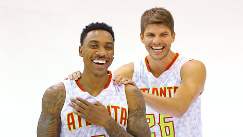 Jeffas Teague ir Kyle'as Korveris