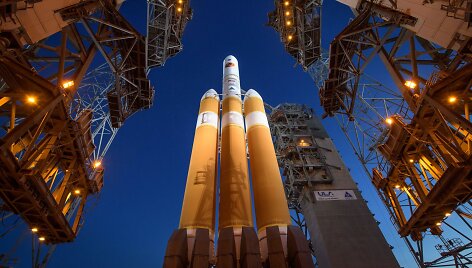 NASA paleido pirmąjį Saulę paliesiantį zondą