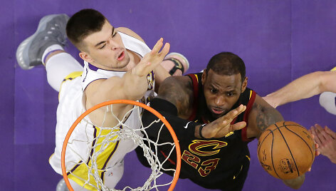 LeBronas Jamesas