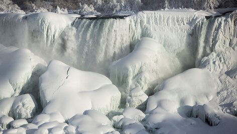 Niagaros kroklį sukaustė &scaron;altis 
