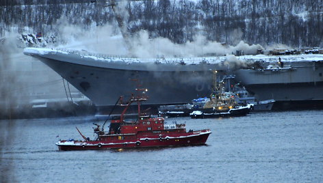 Degantis lėktuvnešis „Admiral Kuznecov“