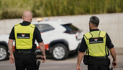 „Ekskomisarų biuras“