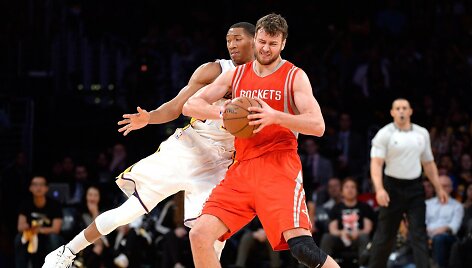 Wesley Johnsonas ir Donatas Motiejūnas