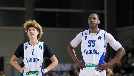 LaMelo Ballas ir Kervinas Bristolis