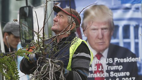Var&scaron;uva ruo&scaron;iasi Donaldo Trumpo vizitui