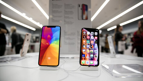 Vidurnaktį Lietuvoje pradėta prekyba naujaisiais &bdquo;iPhone Xs&ldquo; ir &bdquo;iPhone Xs Max&ldquo; telefonais