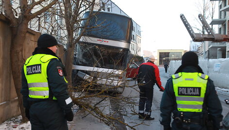 Autobuso avarija ties Mindaugo ir Punsko gatvių sankryža, Vilniuje