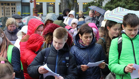 Naujas Lietuvos rekordas &ndash; lietuvių klasikę vienu metu skaitė 520 žmonių