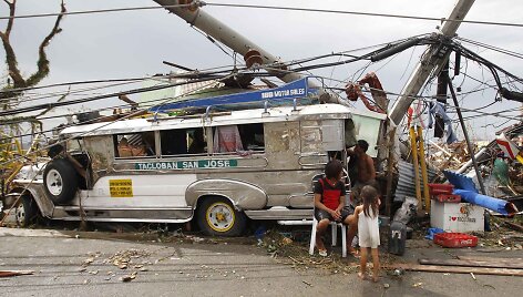 Taifūnas Haiyan Filipinuose nusiaubė Taklobano miestą 