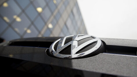 Vilniaus miesto savivaldybė nusipirko tris Volkswagen e-up automobilius