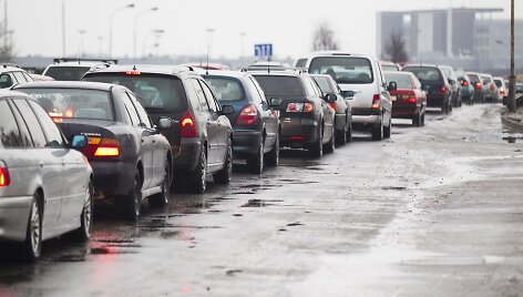&bdquo;Kalėdų kar&scaron;tinė: Vilnių sukaustė automobilių spūstys&ldquo;