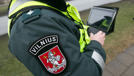 Policijos pareigūnų darba lengvina plan&scaron;etiniai kompiuteriai