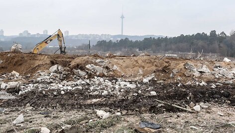 &bdquo;Velgos&ldquo; griuvėsiai &scaron;alia Vingio parko