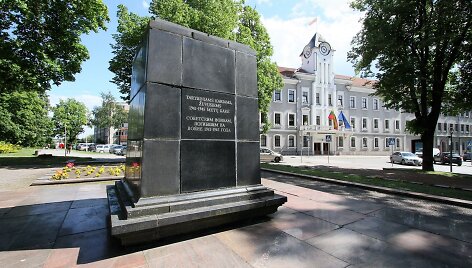 Sovietinių karių kapinės &Scaron;iauliuose
