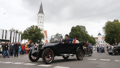 &Scaron;iauliai 781-ąjį gimtadienį &scaron;venčia tarpukario dvasia
