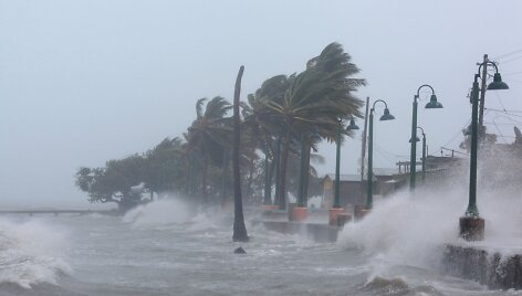 Uraganas Irma siaučia Karibų salose