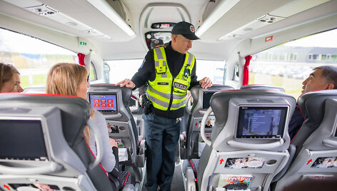 Specialaus reido metu nustatyta, kad daugiau nei kas antras keleivis važiuodamas autobusu diržo nesegėjo.