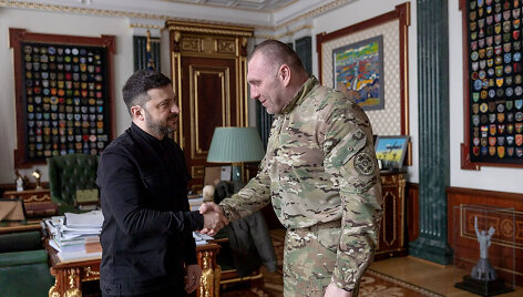 Volodymyras Zelenskis, Vasylis Maliukas
