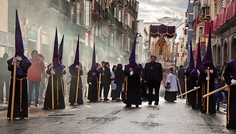 Vizualiai bene grėsmingiausios eisenos vyksta Ispanijoje