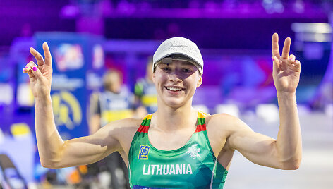 Elzė Adomaitytė