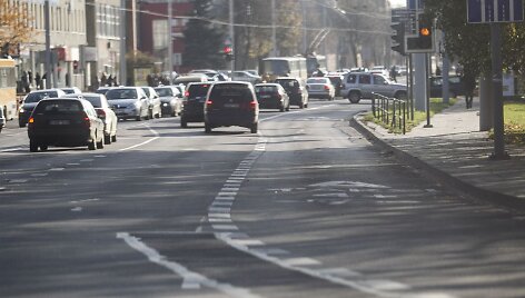 Vilniaus gatvėse padaugėjo vie&scaron;ajam transportui skirtų eismo juostų.