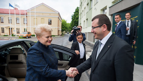 Dalia Grybauskaitė ir Slovėnijos prezidentas lankėsi Nacionaliniame kibernetinio saugumo centre