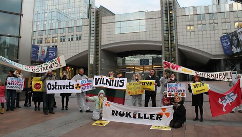 Protestas prie&scaron; Astravo AE Briuselyje