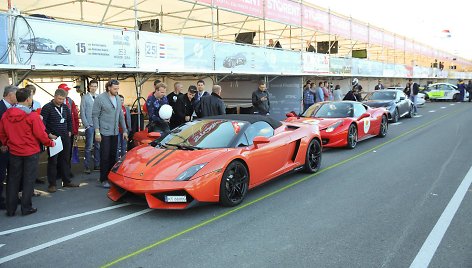 „Ferrari“ ir „Lamborghini“ nuotykiai Lietuvoje