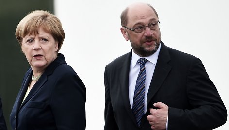 Angela Merkel ir Martinas Schulzas